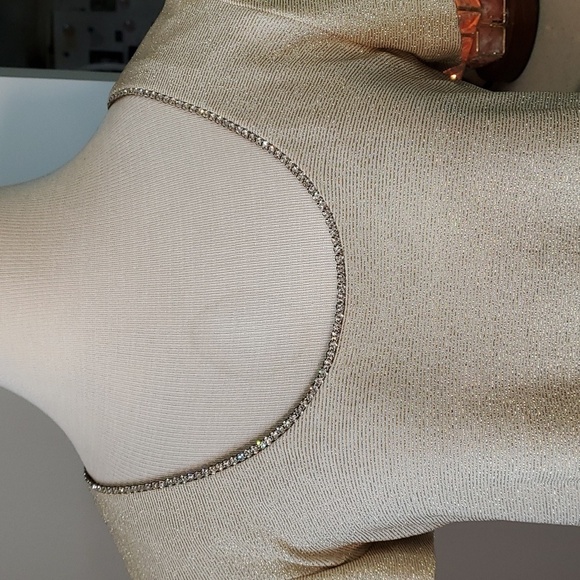 EVER BEAUTY, Gold thread with set reinstones dress. Stretch fabric. Size… - Picture 2 of 8